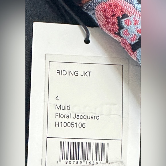 New Theory - Floral Jacquard Blazer - Picture 3 of 4